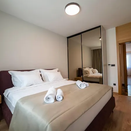 Daire Luxury East House *